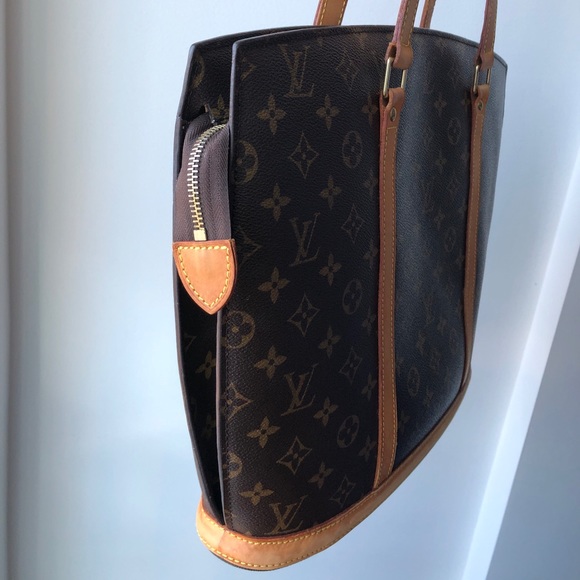 Authentic Louis Vuitton Babylon shoulder bag - Picture 5 of 15